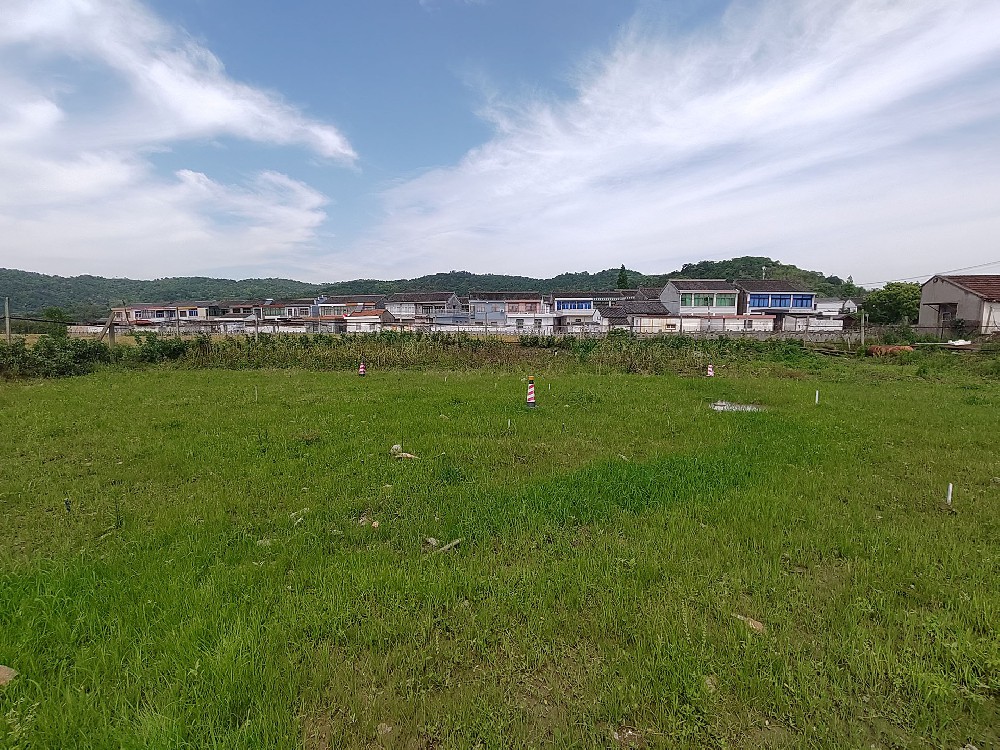 走！一起看看玩“无人机”的公司